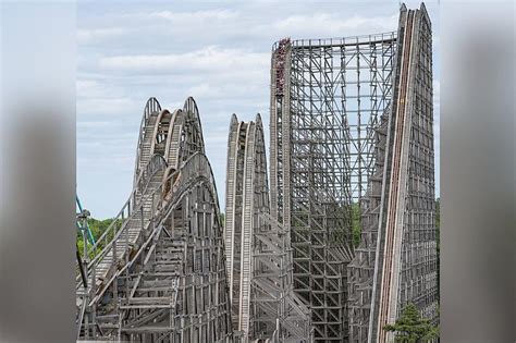 El Toro Roller Coaster At Six Flags In Jackson Nj Back For 2022