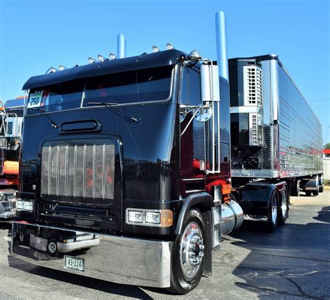 Whiplash Heard Truckings Cabover Lovers Dream 1996 Freightliner Fld