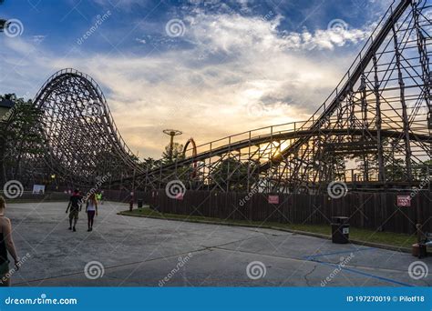 El Toro Roller Coaster In Six Flags Great Adventure Jackson Township