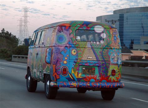 File:VW Bus T1 in Hippie Colors.jpg - Wikipedia