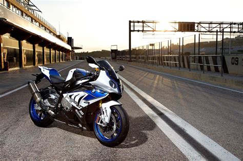 Blue, white, and gray sportbike, BMW, s1000rr, hp4, motorcycle HD wallpaper | Wallpaper Flare