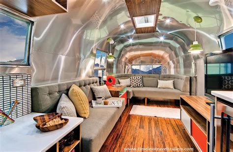 47 Simple Interesting Airstream Interior Design Ideas