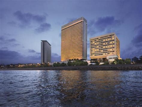 The Oberoi Mumbai Hotel in India - Room Deals, Photos & Reviews