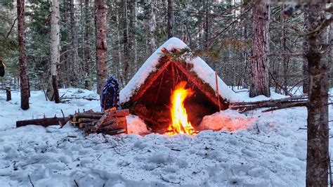 Bushcraft Winter Shelter