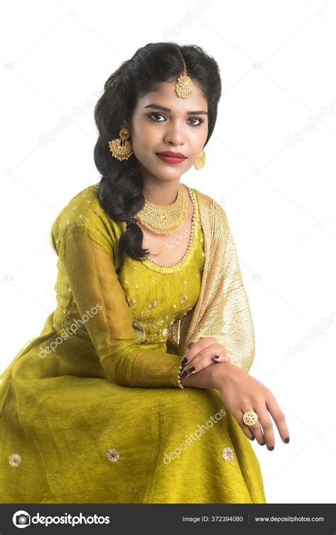 Portrait Beautiful Traditional Indian Girl Posing White Background — Stock Photo © DipakShelare ...