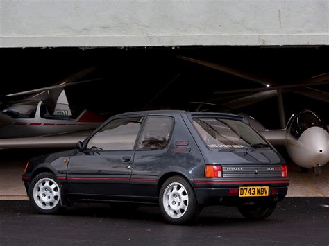 PEUGEOT 205 GTI Specs & Photos - 1984, 1985, 1986, 1987, 1988, 1989, 1990, 1991, 1992, 1993 ...