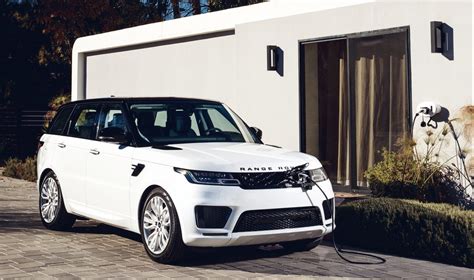 2019 Range Rover Sport P400e Plug-in Hybrid Review: A Best Of All Worlds Luxury Hybrid? - TFLcar