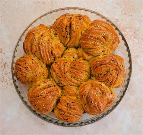 Chinese Flower Bread Rolls | Recipe | Cuisine Fiend