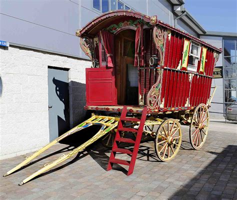 A FORTUNE WILL SECURE THIS GYPSY CARAVAN « antiquesandartireland.com