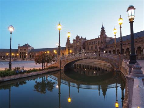 Plaza De Espana in Sevilla at Night Stock Image - Image of park, spanish: 109649331