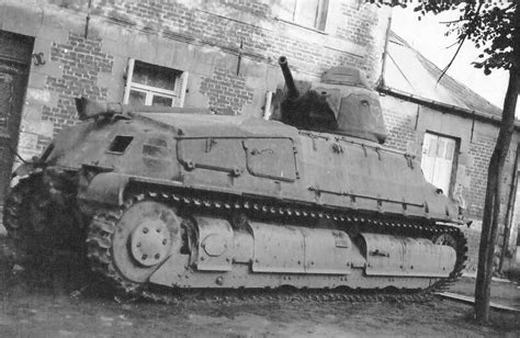 Somua S35 tank 5 | World War Photos