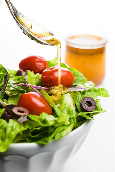 Easy Italian Vinaigrette Recipe - Namely Marly