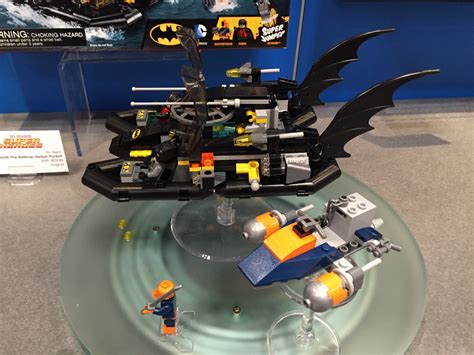 LEGO Batman Batboat Harbor Pursuit Summer 2015 Set Photos! - Bricks and Bloks