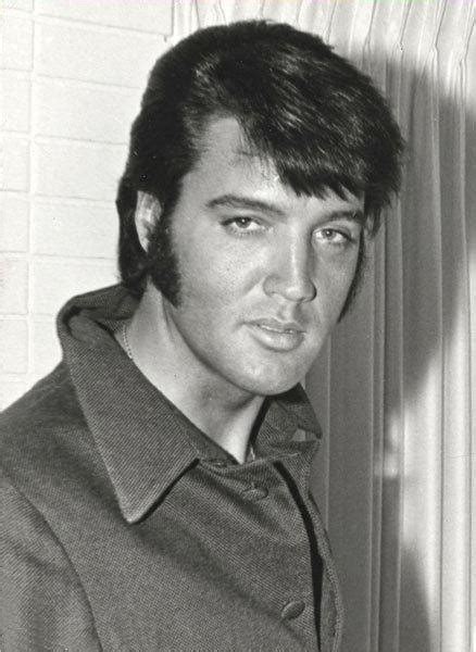 Elvis Presley Black and White Photo | Elvis Presley Black an… | Flickr - Photo Sharing!