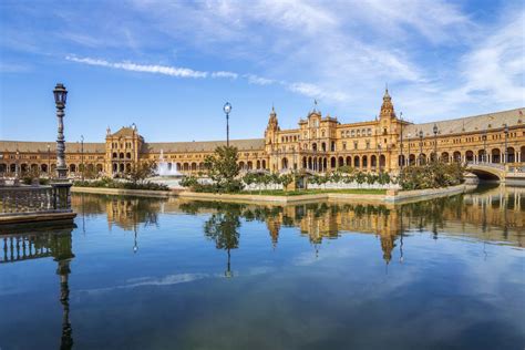 Seville’s Plaza de España: The Complete Guide