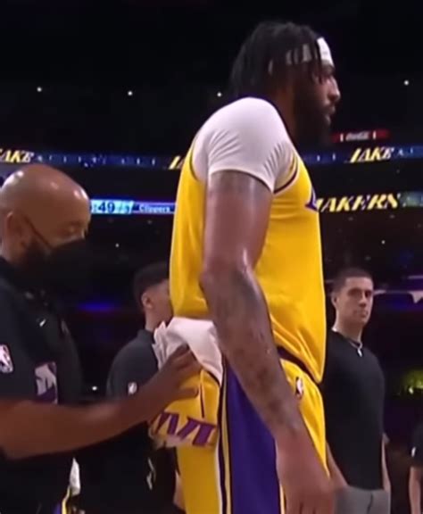 NBA Memes on Twitter: "A lotta Lakers fans jealous rn"