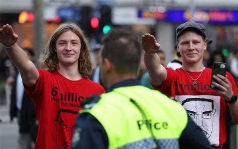 Australia to ban Nazi symbols - but not the swastika or salute | RNZ News