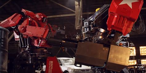 Watch Team USA Literally Crush Japan in This Epic Battle of Giant Robots - Maxim