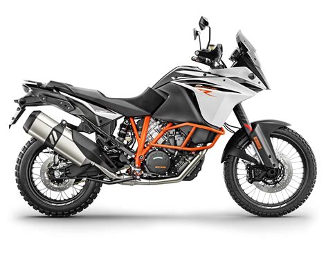 KTM 1090 Adventure R - A Milder Insane ADV Bike - Asphalt & Rubber