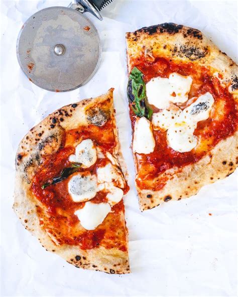 Neapolitan Pizza Recipe | Dandk Organizer