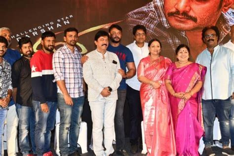 Yajamana Movie Press Meet Photos