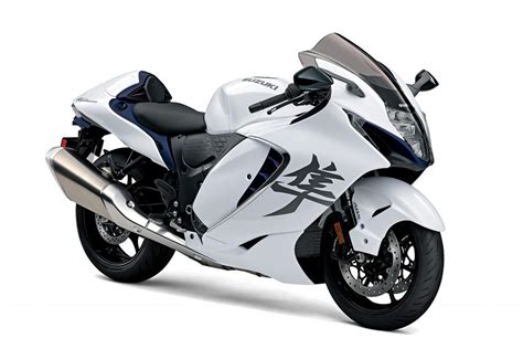 Introducing the Suzuki Hayabusa in white for 2022! | Visordown