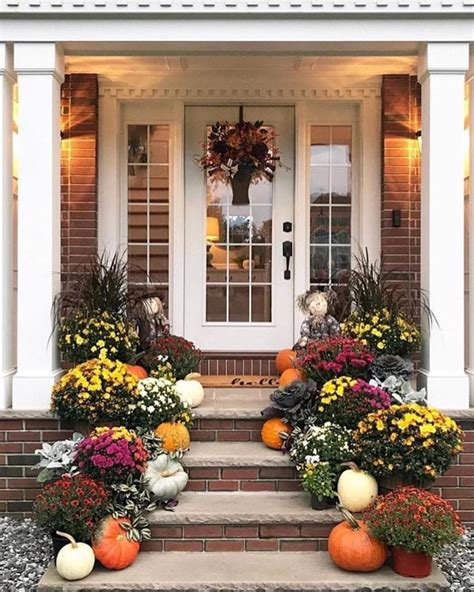 30+ Fall Porch Decor With Pumpkins – DECOOMO