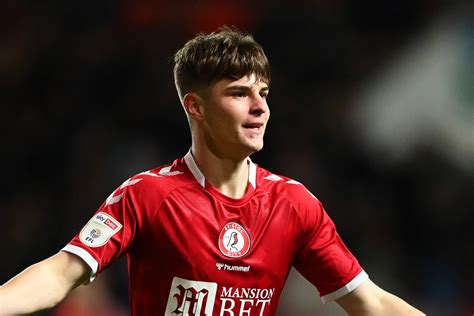 Bournemouth complete signing of Alex Scott from Bristol City despite ‘significant’ injury - The ...