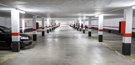 7 Smart LED Parking Garage Light Fixtures | LITELUME