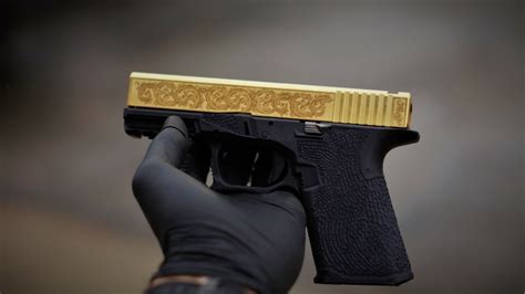 8+ Gold Glock 19 Slide - MorvenIyada