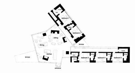 Secular Retreat Floor Plan - floorplans.click