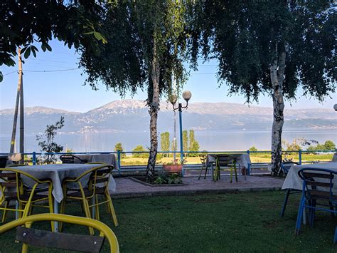 Pogradec : r/albania