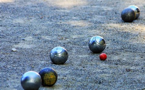 The Rules of Pétanque (Boules)