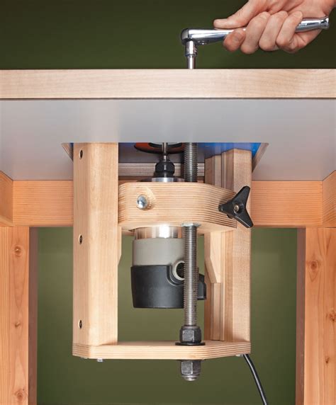 Router Jig: Router Lift | Woodworking Project | Woodsmith Plans | Router lift, Diy router table ...