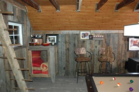 barn and man cave Barn Wood Crafts, Old Barn Wood, Reclaimed Wood, Man Cave Diy, Man Cave Decor ...