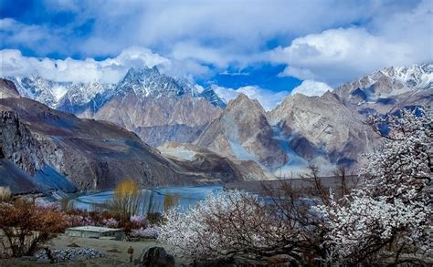 Top 10 Places to Visit in Hunza Valley – Pakistan Travel Guidep