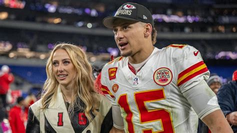 Brittany Mahomes appears in Sports Illustrated swimsuit issue | Kansas City Star