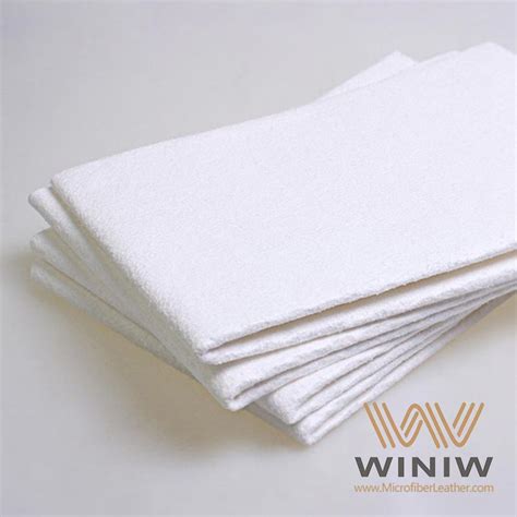 The Absorbent Synthetic Drying Chamois Rag for Vehicles Using