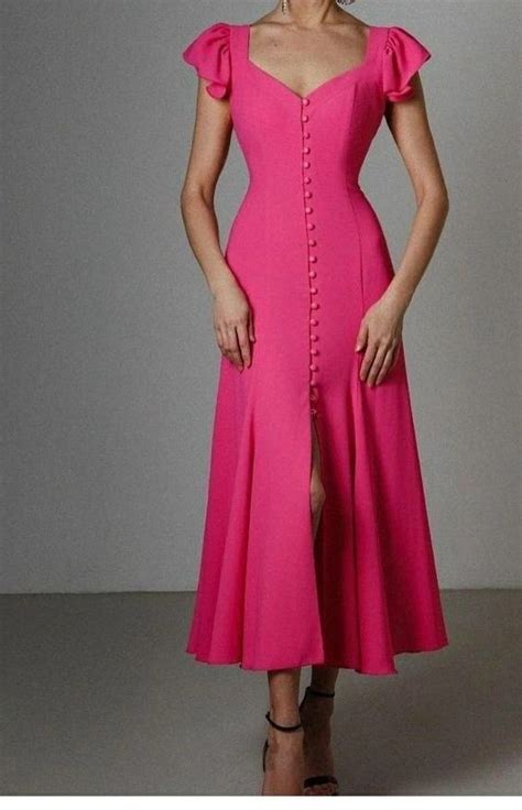 Classic Red Carpet Dresses That Will Never Go Out of Style" em 2023 | Vestidos estilosos, Moda ...