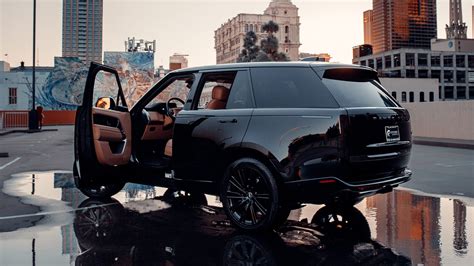 Why the New Range Rover is the ultimate luxury SUV? | Blog