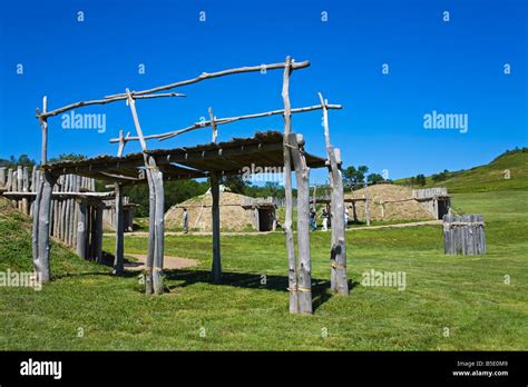 Mandan villages hi-res stock photography and images - Alamy