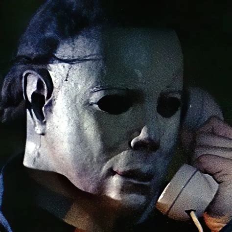 High-quality Michael Myers 1978 Mask and Costume ~ Horrifiq