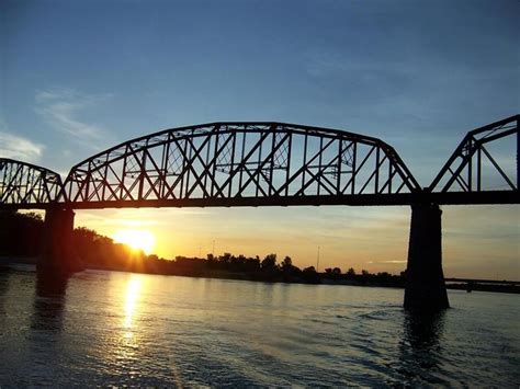 Lake Oahe/Missouri River - Fishing ND Guide Service