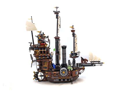 MetalBeard's Sea Cow - LEGO set #70810-1 (Building Sets > LEGOMovie)