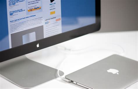 The Apple Thunderbolt Display Review