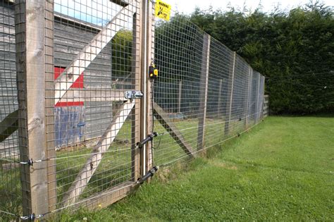 temporary and permanent poultry electric fencing | EFD | Electric Fencing Direct