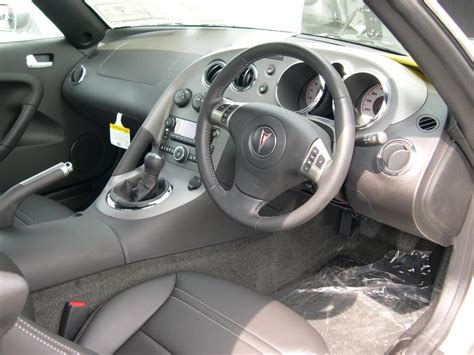 Pontiac solstice interior photos