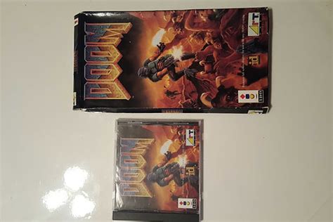 Doom 3DO Box and Game | Electronic Fix