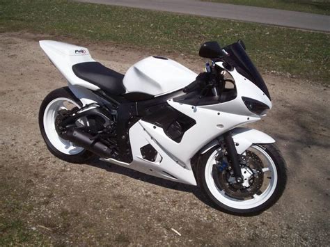 Yamaha R6 2019 White - Pro Motora