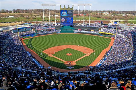 Kansas City Royals Player Hosts KVC Foster Families at Kauffman Stadium - KVC Kansas - oggsync.com